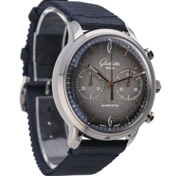 Glashutte Original Sixties 1-39-34-03-22-04